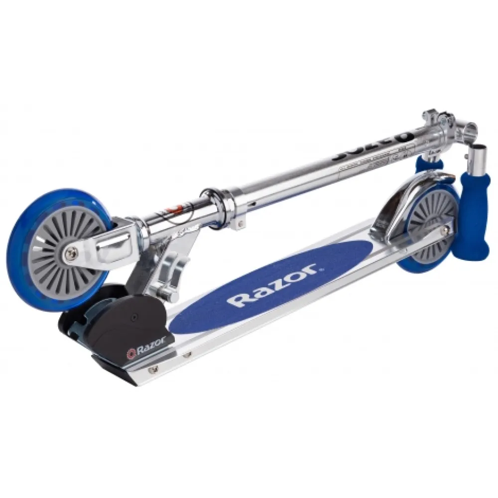Детский складной самокат Razor A125 German Standart 3