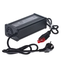 Зарядное устройство Rutrike Gelbert для свинцовых аккумуляторов 24V60A/H (10A) Anderson